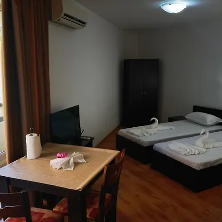 Apartment Larami